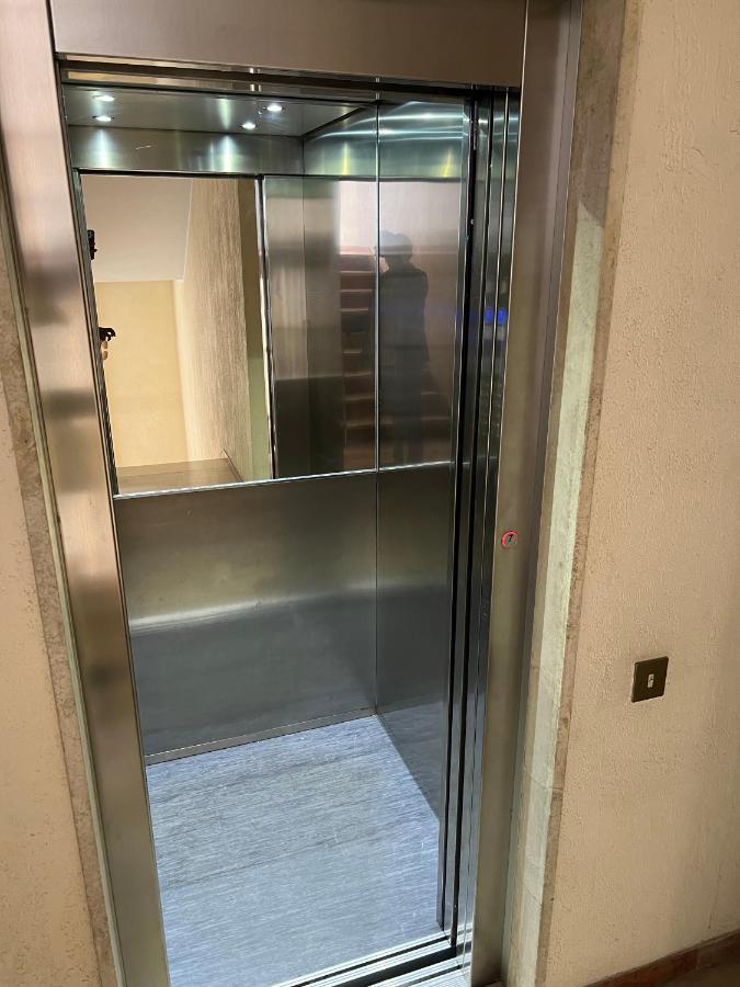 Molto Vicino All'aeroporto Ea 10 Minuti Dal Centro Citta